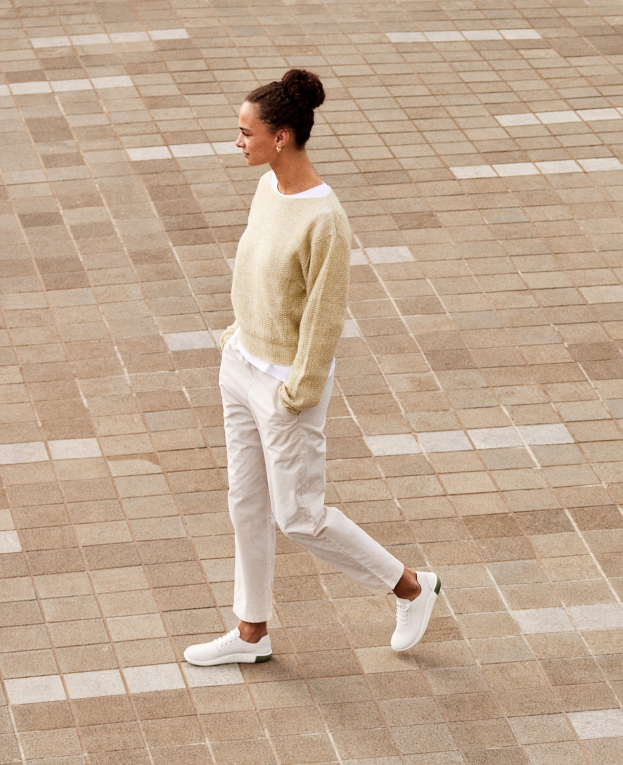 Womens KNX Leather Sneaker Star WhiteStar White