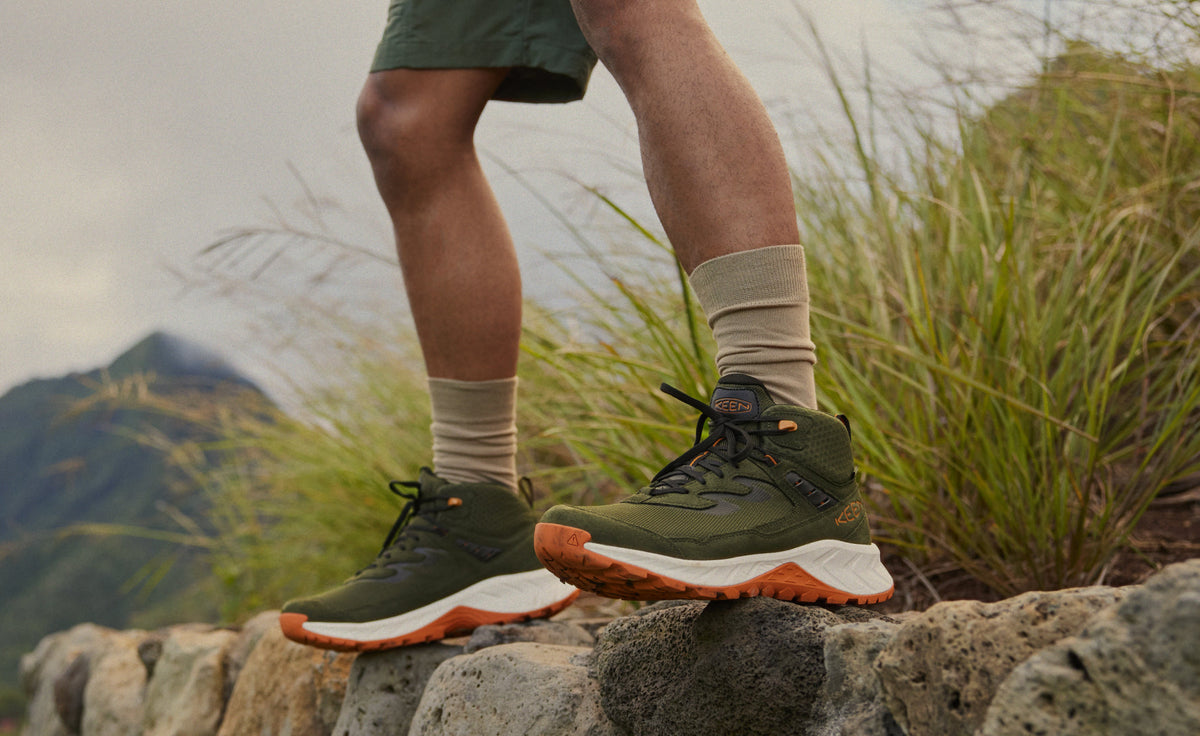 Mens Hightrail Waterproof Hiking Boot Forest NightGold Flame
