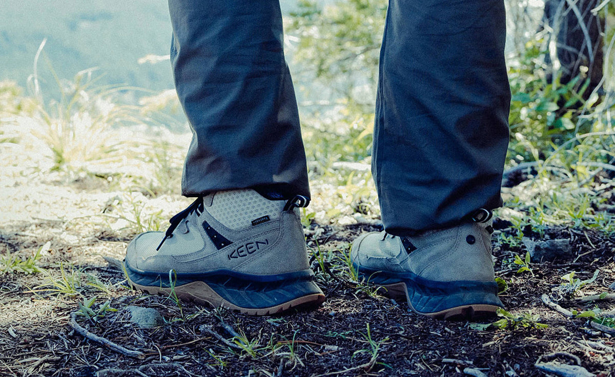 Mens Hightrail Waterproof Hiking Boot Martini OliveDark Olive