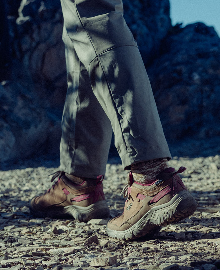 Womens Targhee IV Waterproof Hiking Shoe CanteenHuckleberry