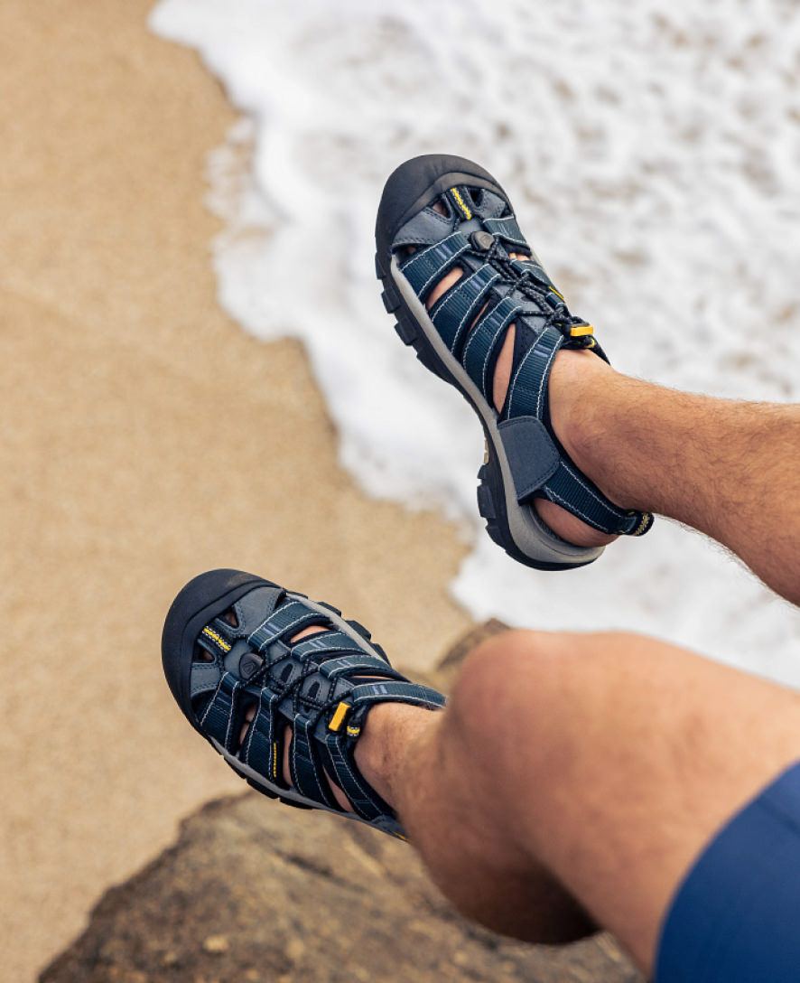 Mens Newport H2 Sandal RavenAluminum